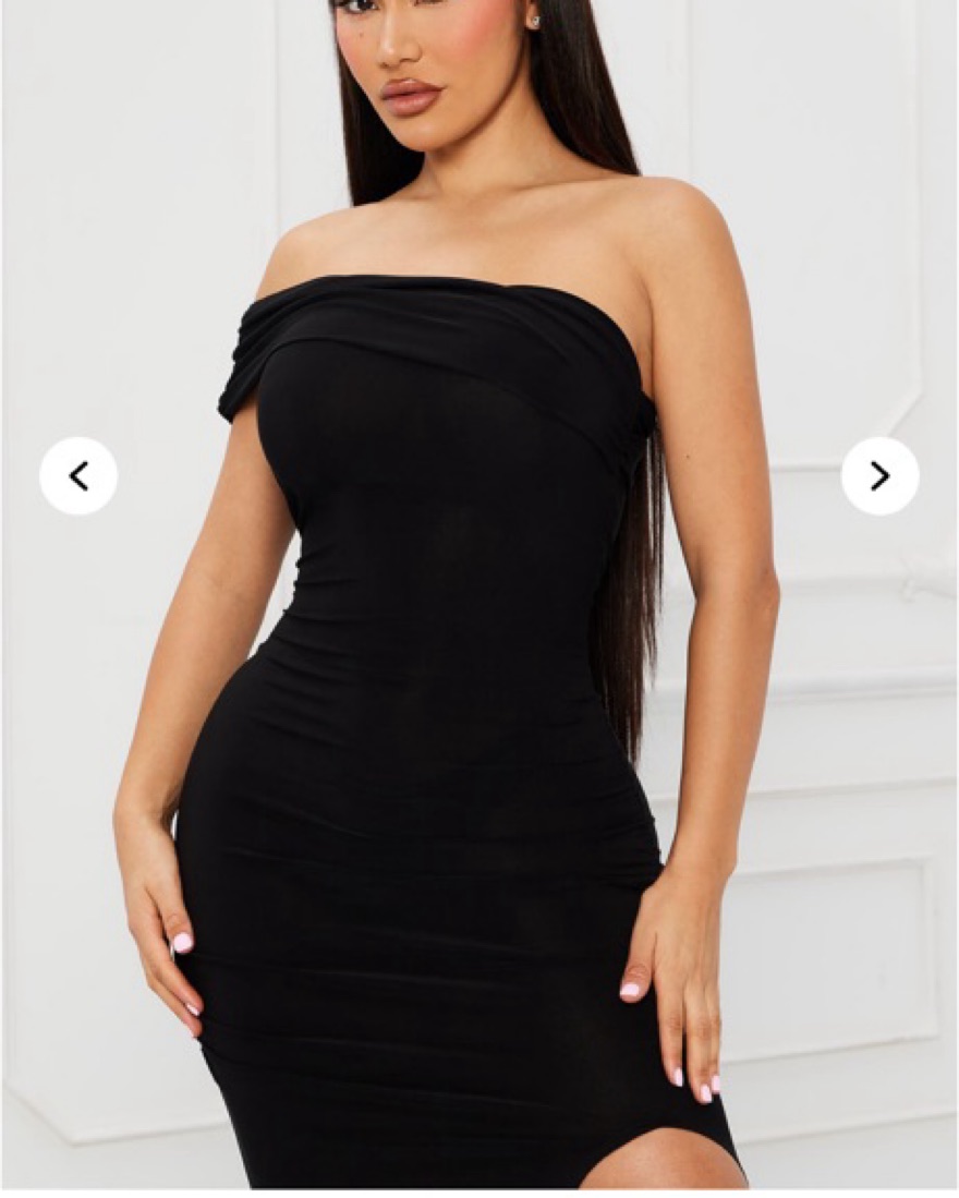 Stunning Black Strapless Gown - Image 2