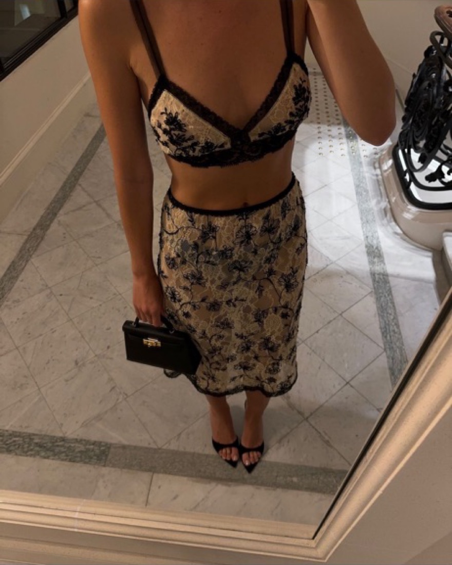 black and cream set  - Image 2