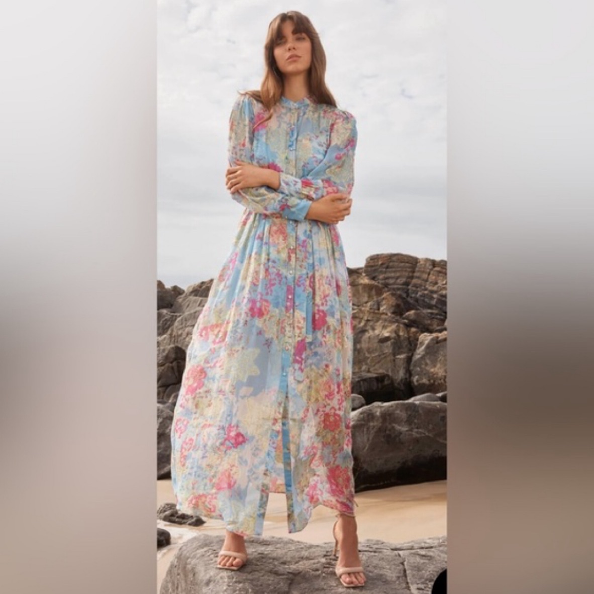 knee length dresses for ladies Pre-owned Hemant and Nandita Long Sleeve Dress – Sabrina's Closet main image 1