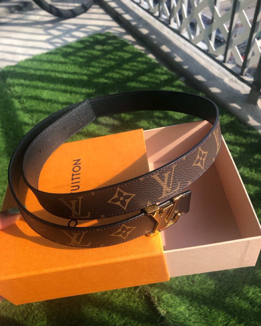 Authentic Louis Vuitton Belt Size 90/36  - Image 1