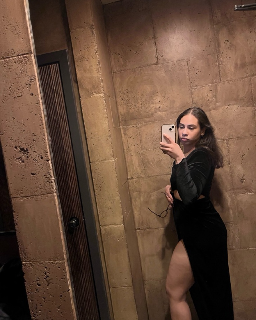 black plunge line cut out velvet dress  - Image 4