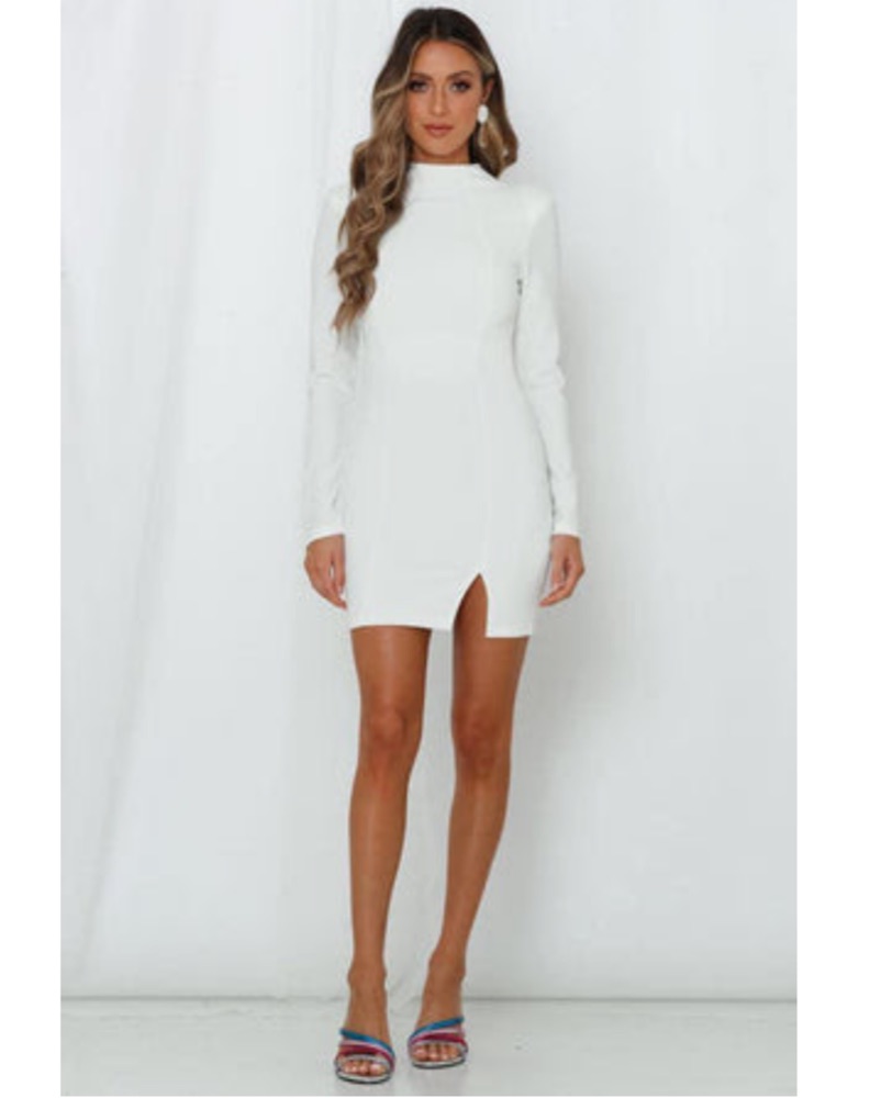 The Perfect White Dress - Image 1