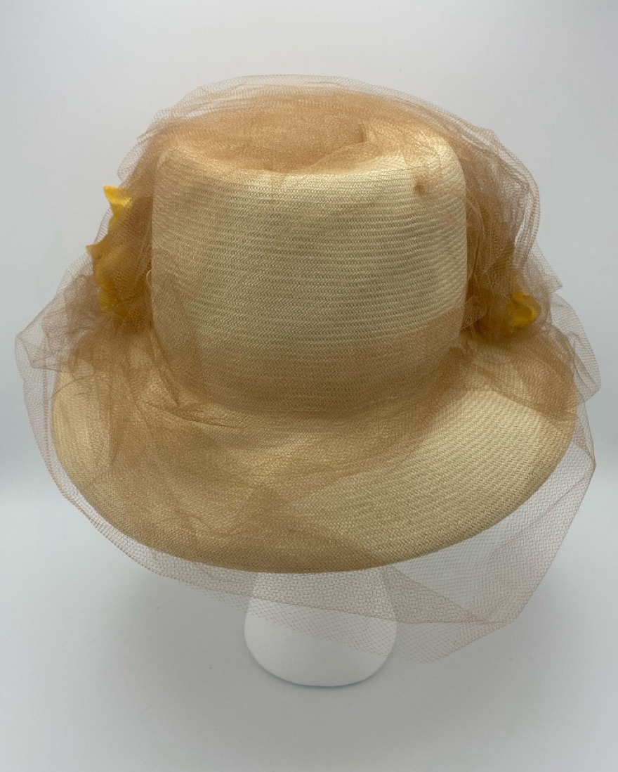 Vintage woven hat with tulle s-l400.jpg main image 3
