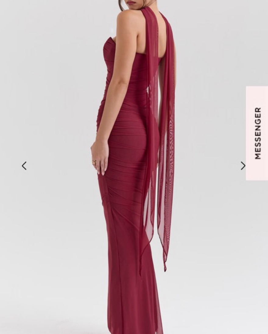 HOUSE OF CB DRESS SET - Image 3