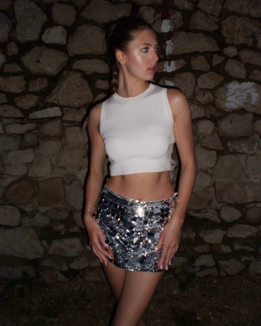 Sequin Silver Mini Skirt - Image 3