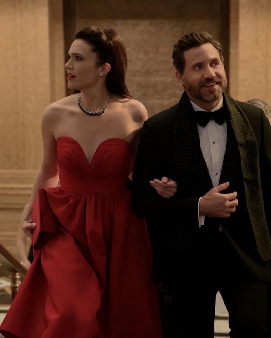 Monique Lhuillier Strapless Taffeta  - Image 4