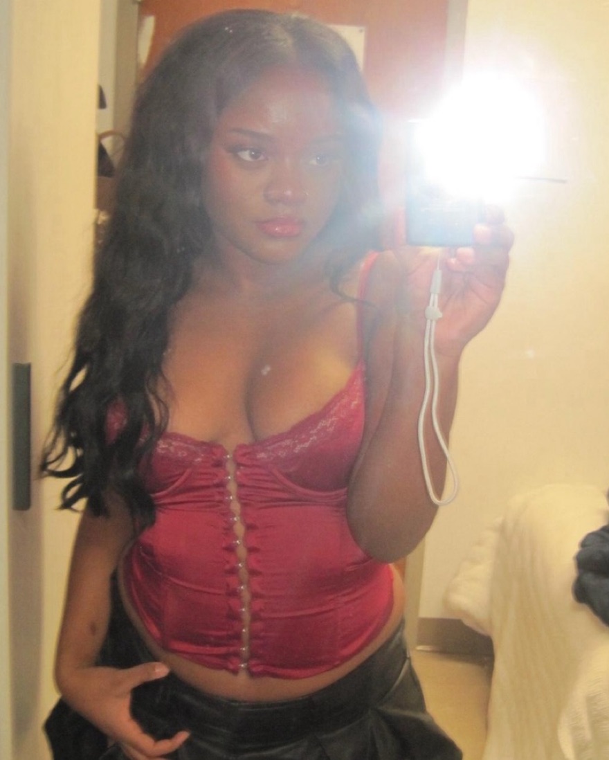 sexy Red Bustier Corset - Image 4