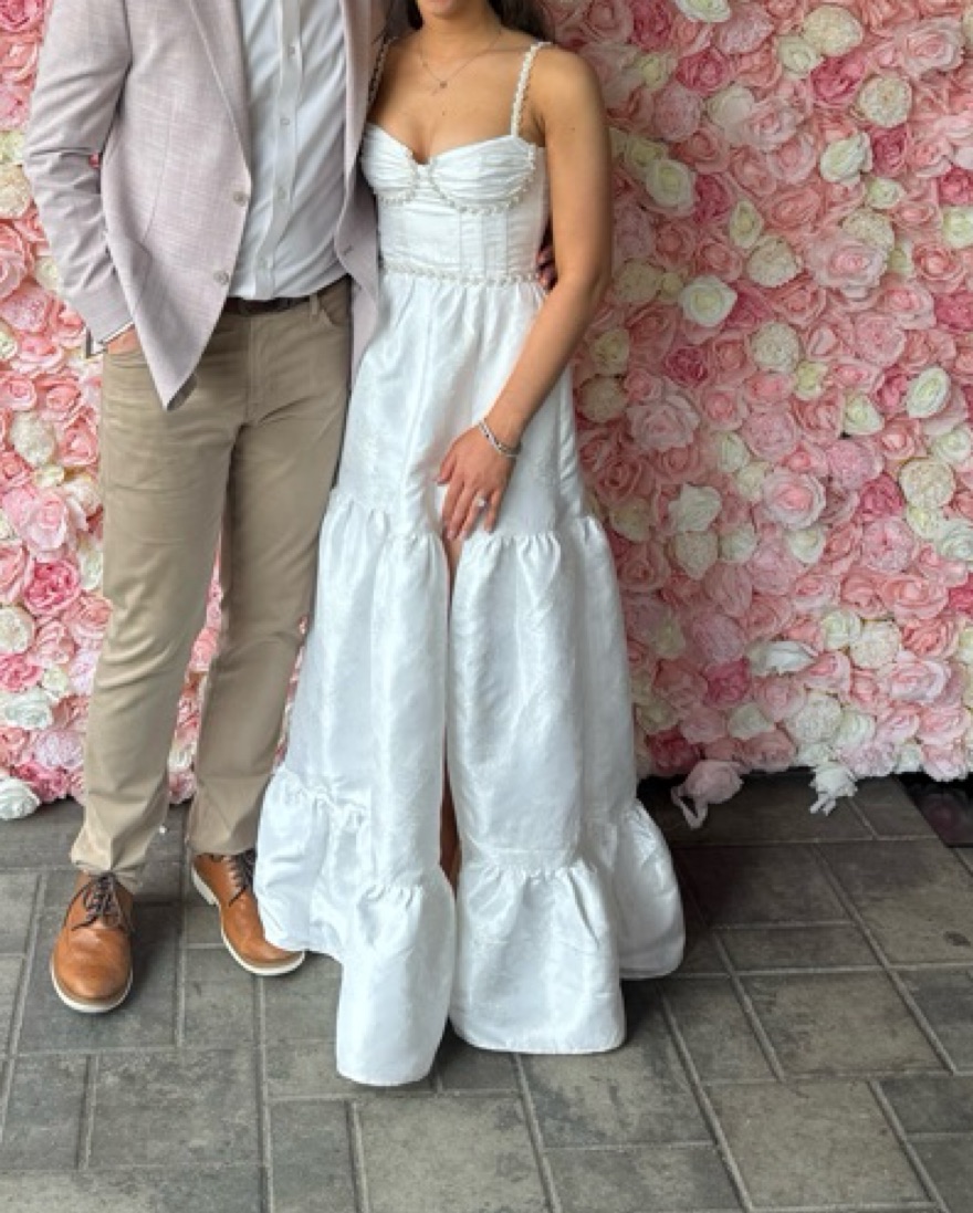 V.Chapman Size 0 - Image 1