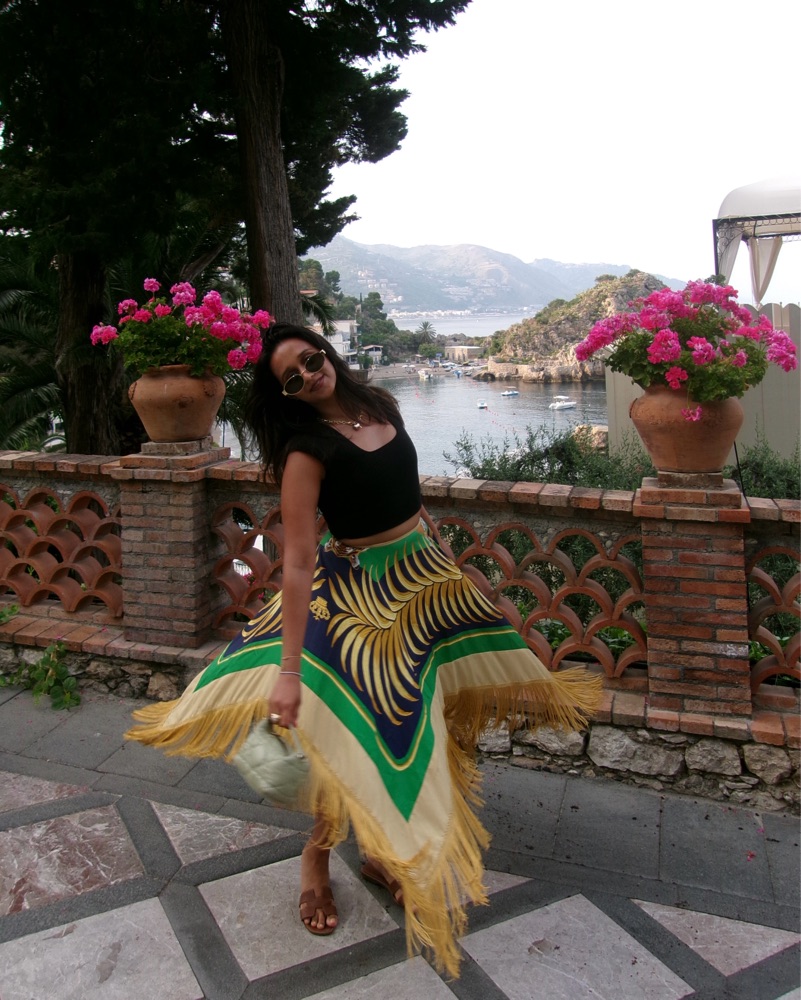 Sabine Getty in a Vintage Hermes Skirt – Shrimpton Couture