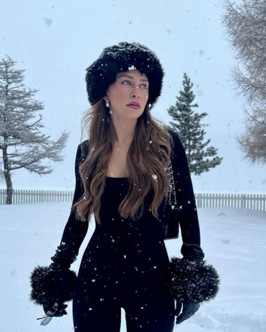 SET: FAUX FUR HEADBAND AND CUFFS - Image 1