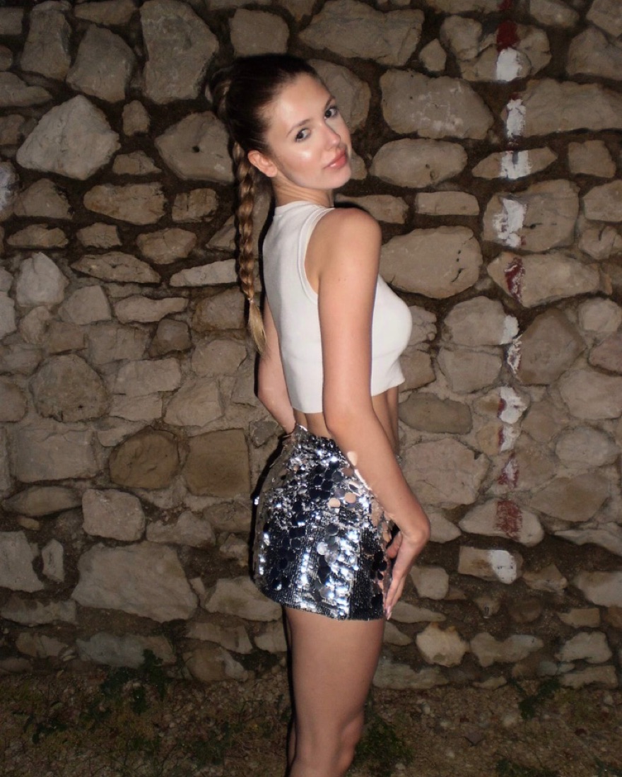 Sequin Silver Mini Skirt - Image 4