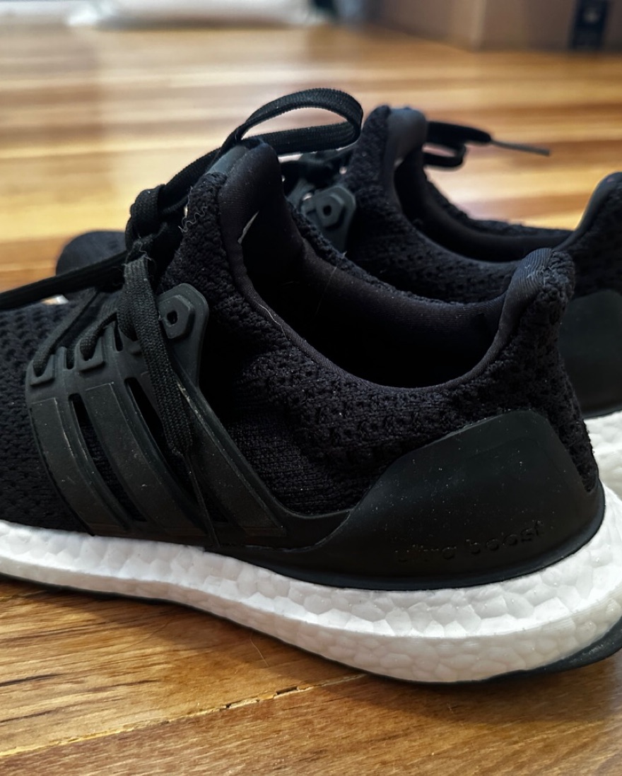 Adidas Ultra Boosts - Image 4