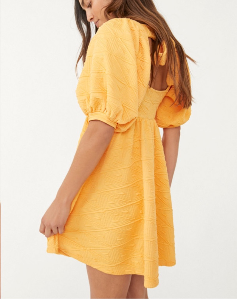 open lace back dress Burnt Orange Puff Front Shift Dress With Side Slit – Kaoribyshreya main image 0