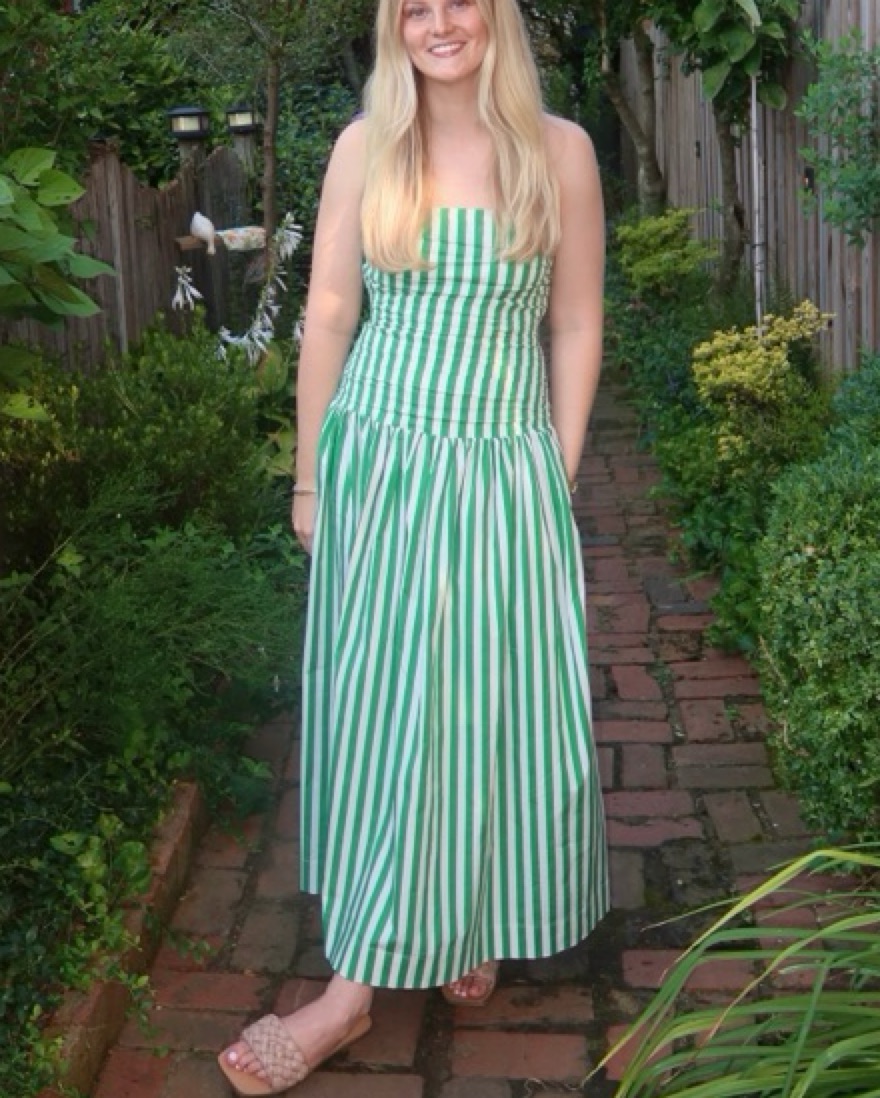 green emerald velvet dress Amazon.com: Rhode Women's Tilda Dress, White Fleur Tropicale, 6 : Clothing,  Shoes & Jewelry