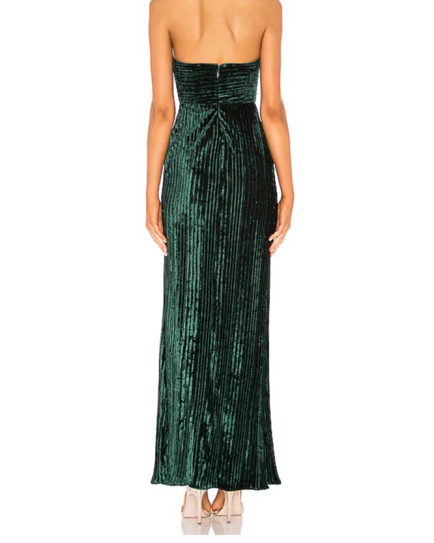 green emerald velvet dress Amazon.com : Riyiper Traditional Mexican Dress for Women Fiesta Senorita  Costume Spanish Dress with Flower Hair Clip Headband(Small) : Beauty &  Personal Care