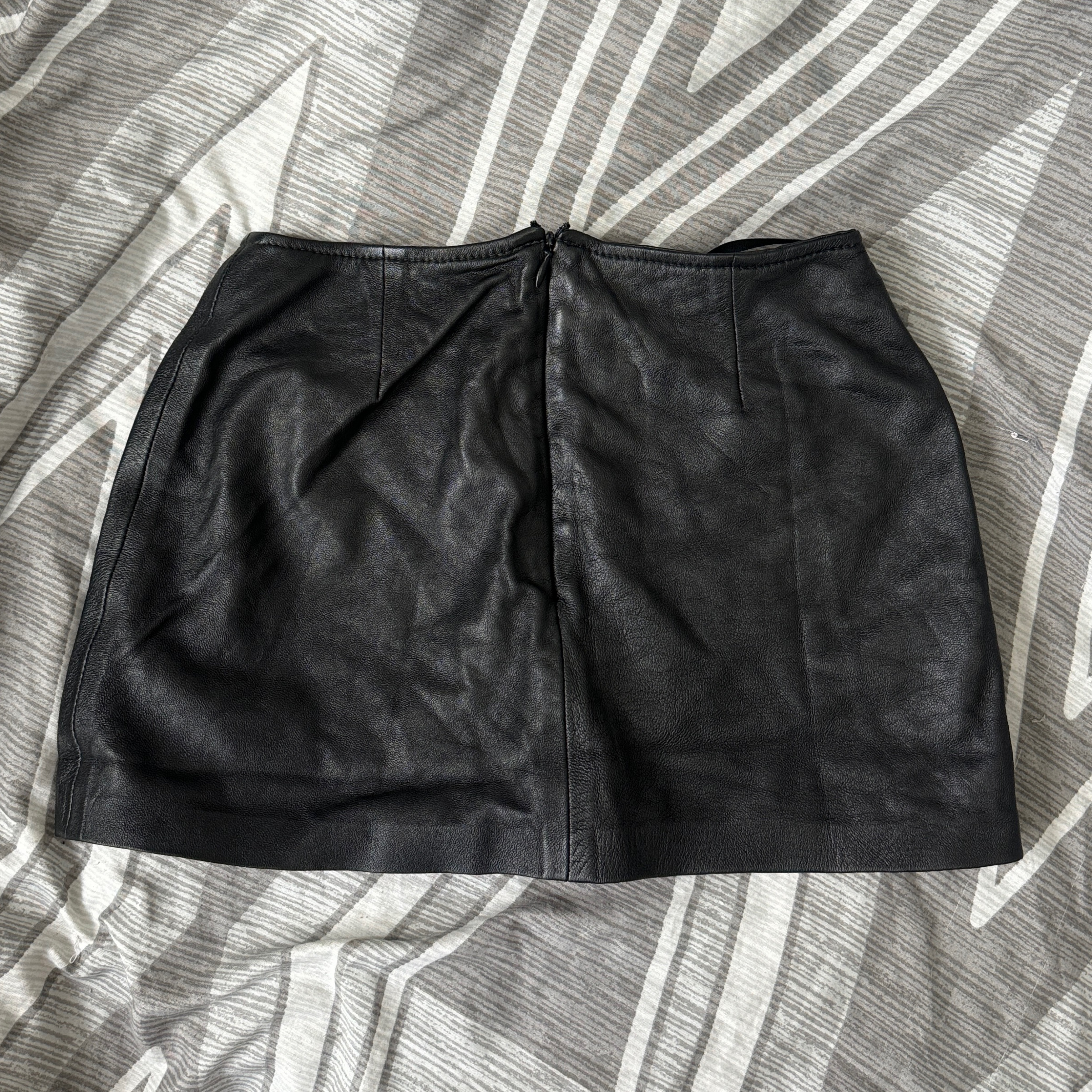 BLACK LEATHER MICRO MINI SKORT - Image 4