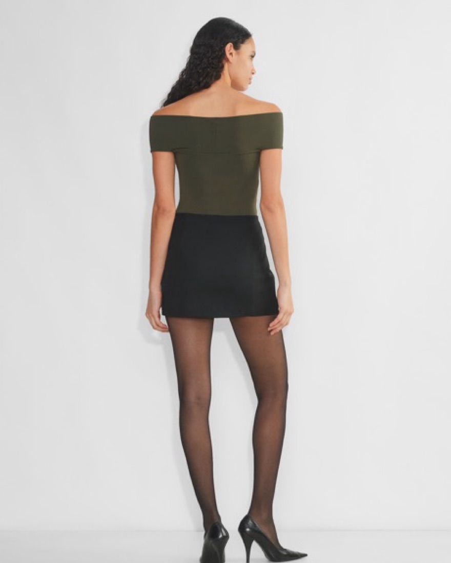 Aritzia Contour Twist Off-Shoulder Top - Image 5