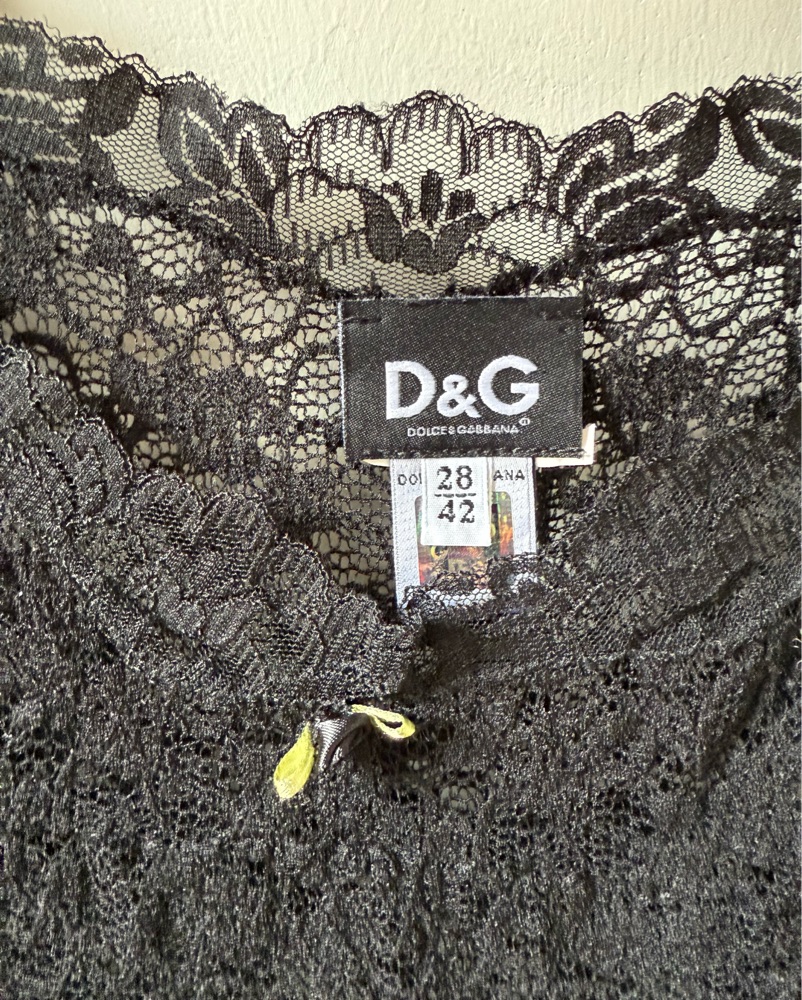 Dolce \u0026 Gabbana Lace Top by Dolce + Gabbana - Pickle, image size:802x1000