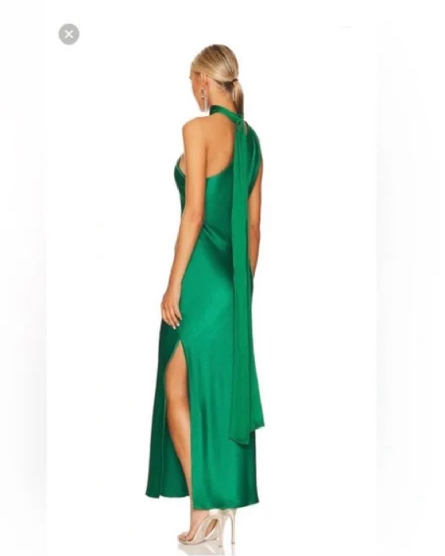 green emerald velvet dress alice + olivia Women's Julietta Mini Slip Dress, Emerald, Green, 0 at  Amazon Women's Clothing store