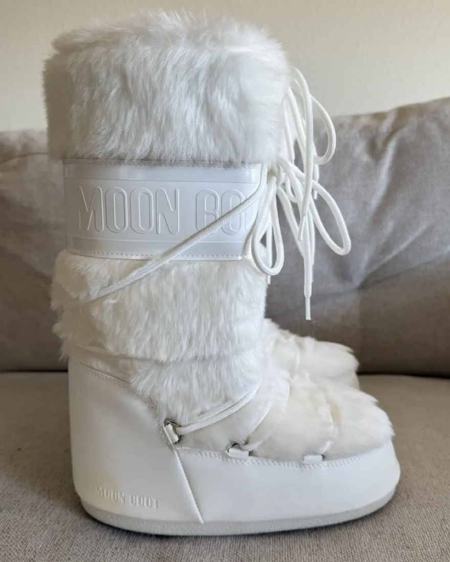 White Fur Moon Boots by Moon Boot - Pickle
