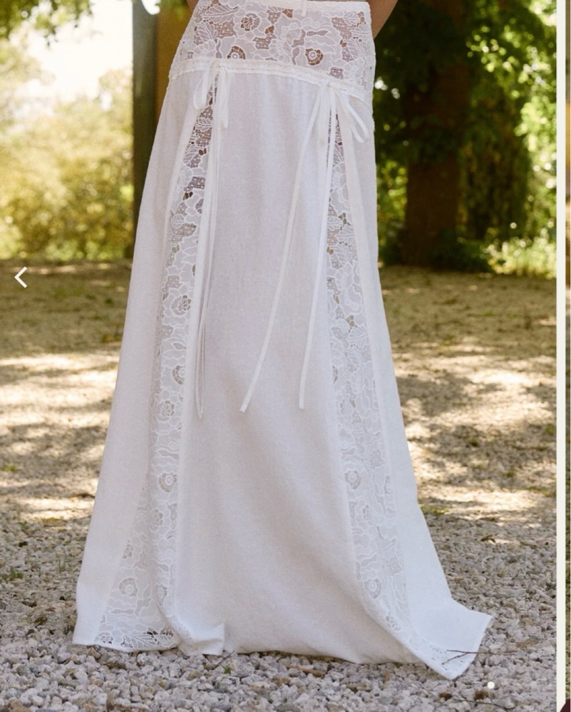 Bibiy. ビビィ　MIMI LACE SKIRT フリル　レース　ロング bibiy RIBBON SKIRT Bibiy. MIMI RIBBON SKIRT ビビィーリボン肩紐スカート