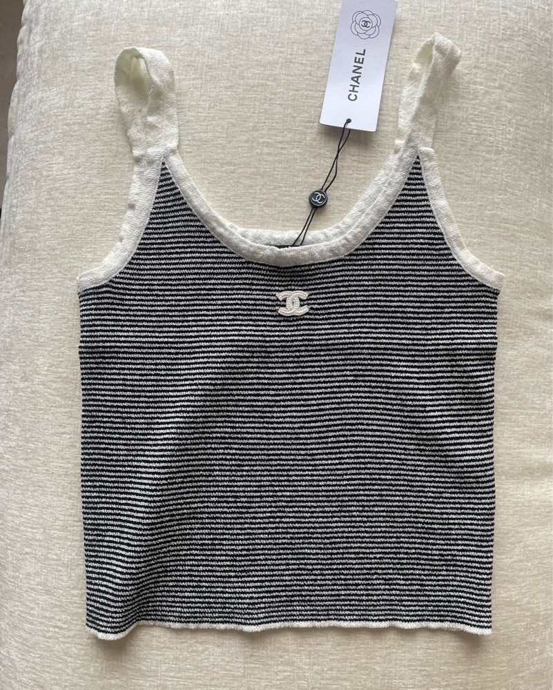 Shop Chanel Tops - Pickle