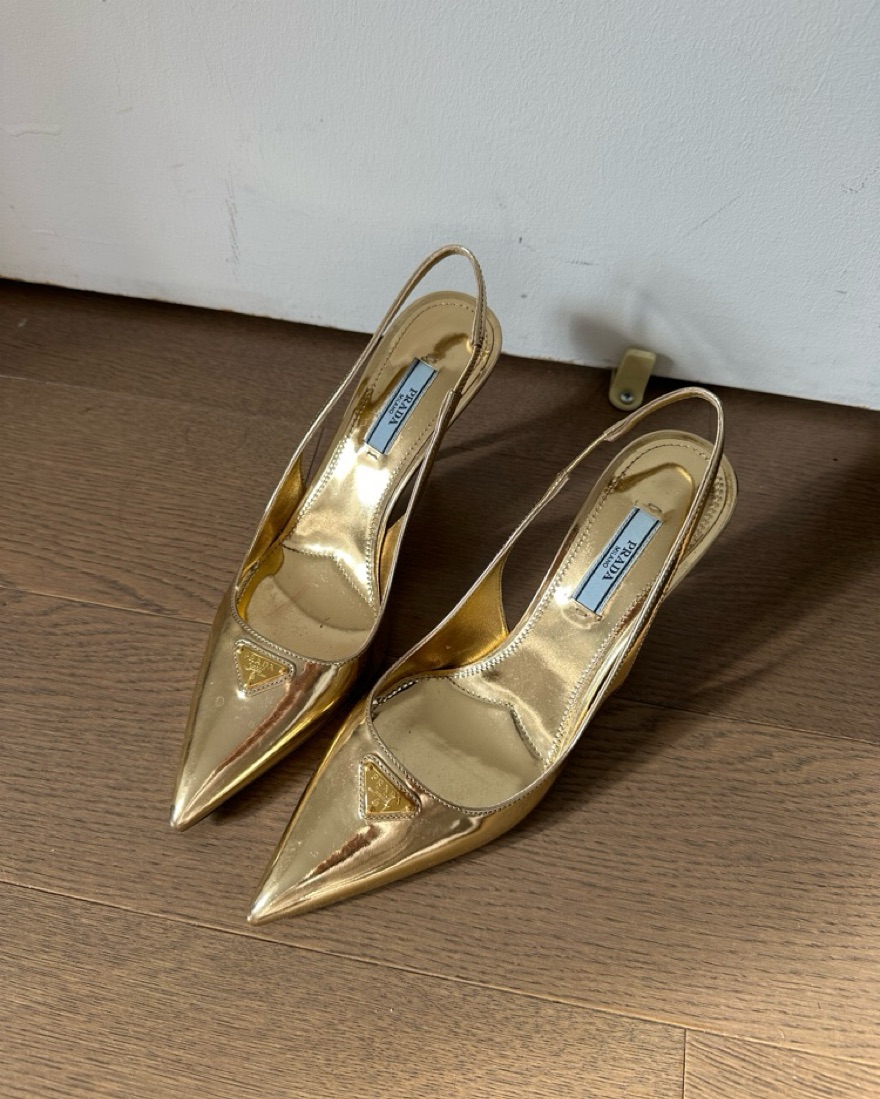 $1,300 Prada Gold Slingback Heels by Prada - Pickle