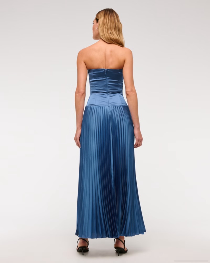 A&F Giselle Drop-Waist Maxi Dress by Abercrombie and Fitch - Pickle