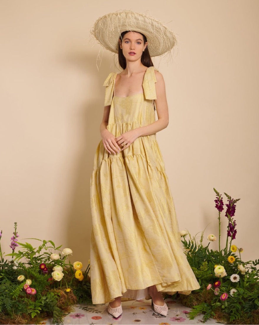 mio♡。Classic Floral Jacquard Dress Floral Jacquard Midi Dress - Firefly