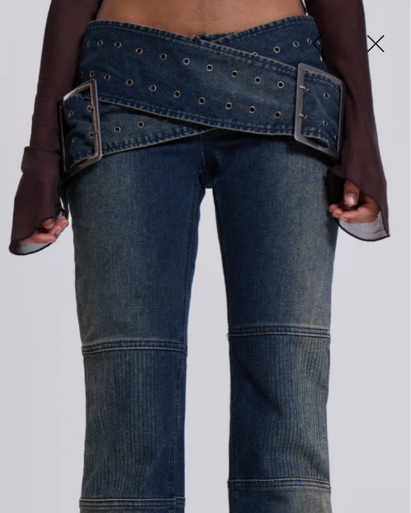 Jaded London Low Waisted Belt Jeans by Jaded London - Pickle