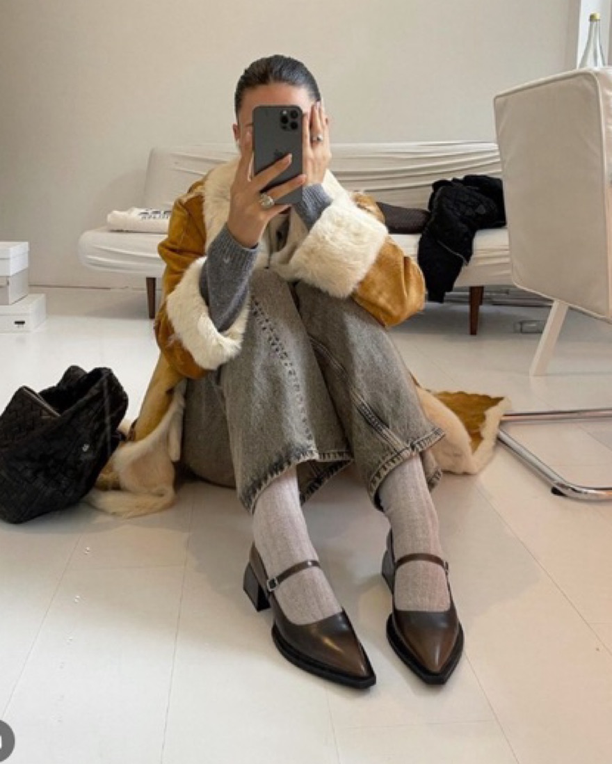 Vagabond Red Vivian Mary Janes Sz 6 by Vagabond - Pickle