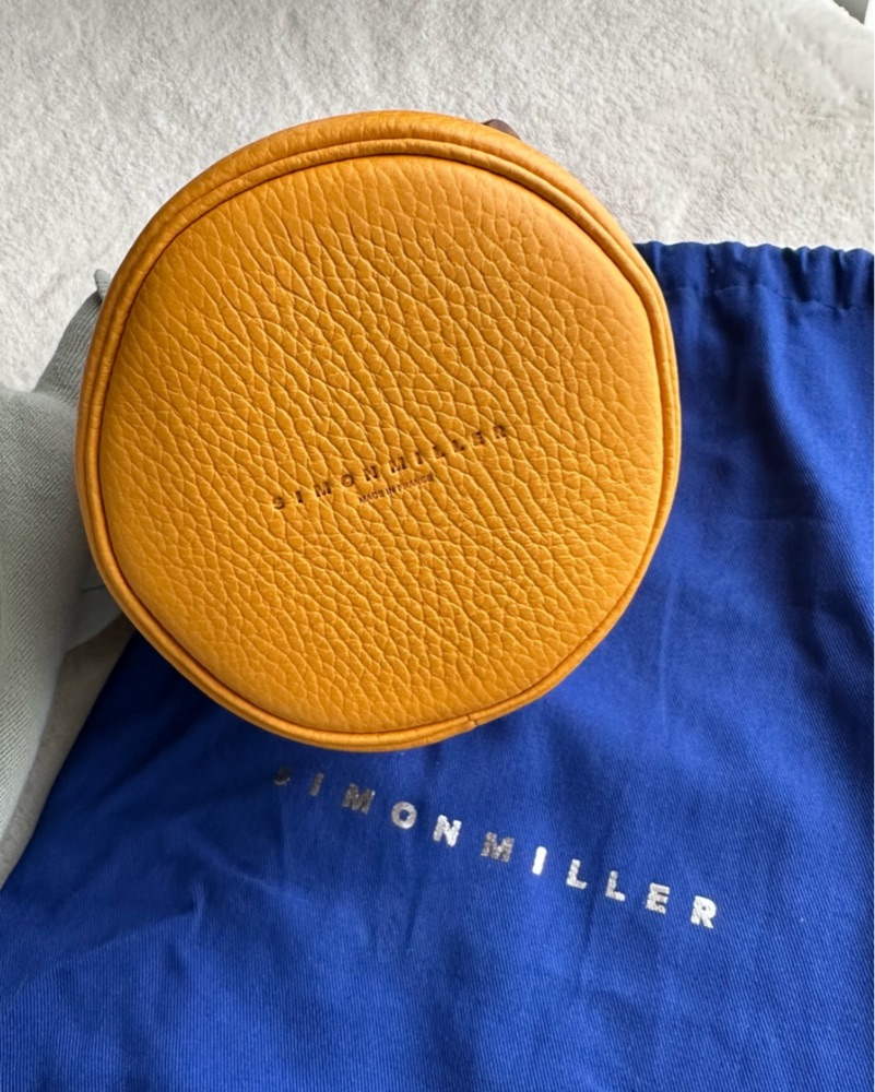 アパルトモンSIMON MILLER MEDIUM BAG Simon Miller Launches a New Mini It Bag You'll Need This Season