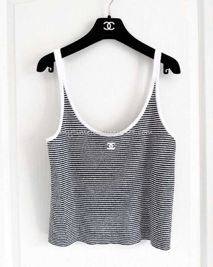 CHANEL シャネル キャミソール ノースリーブ ブラック ホワイト ココ CHANEL 23C CC Logo Tank Top by Chanel - Pickle
