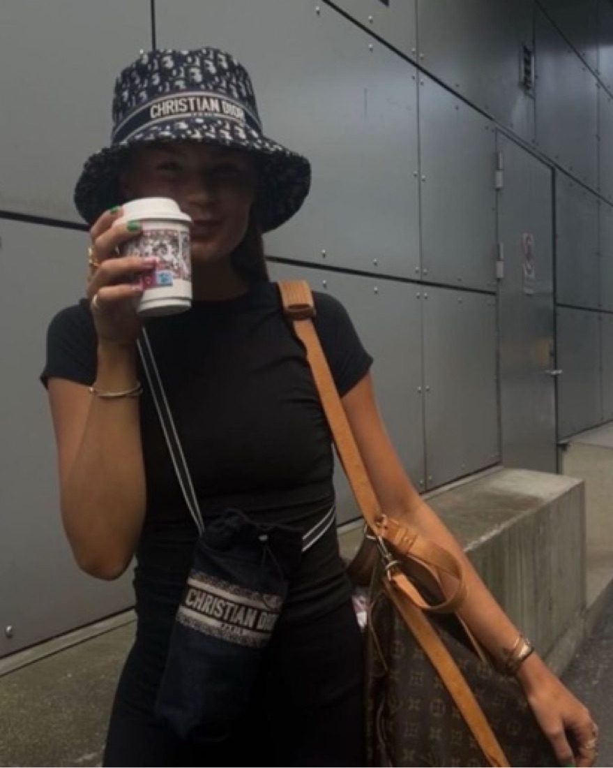 Christian DIOR SPORTS 黒 ベレー帽 Christian DIOR SPORTS 黒 ベレー帽 DIOR | Dior Century ベール付き