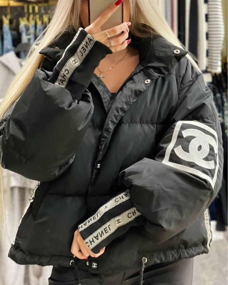 Rent Chanel Jackets - Pickle