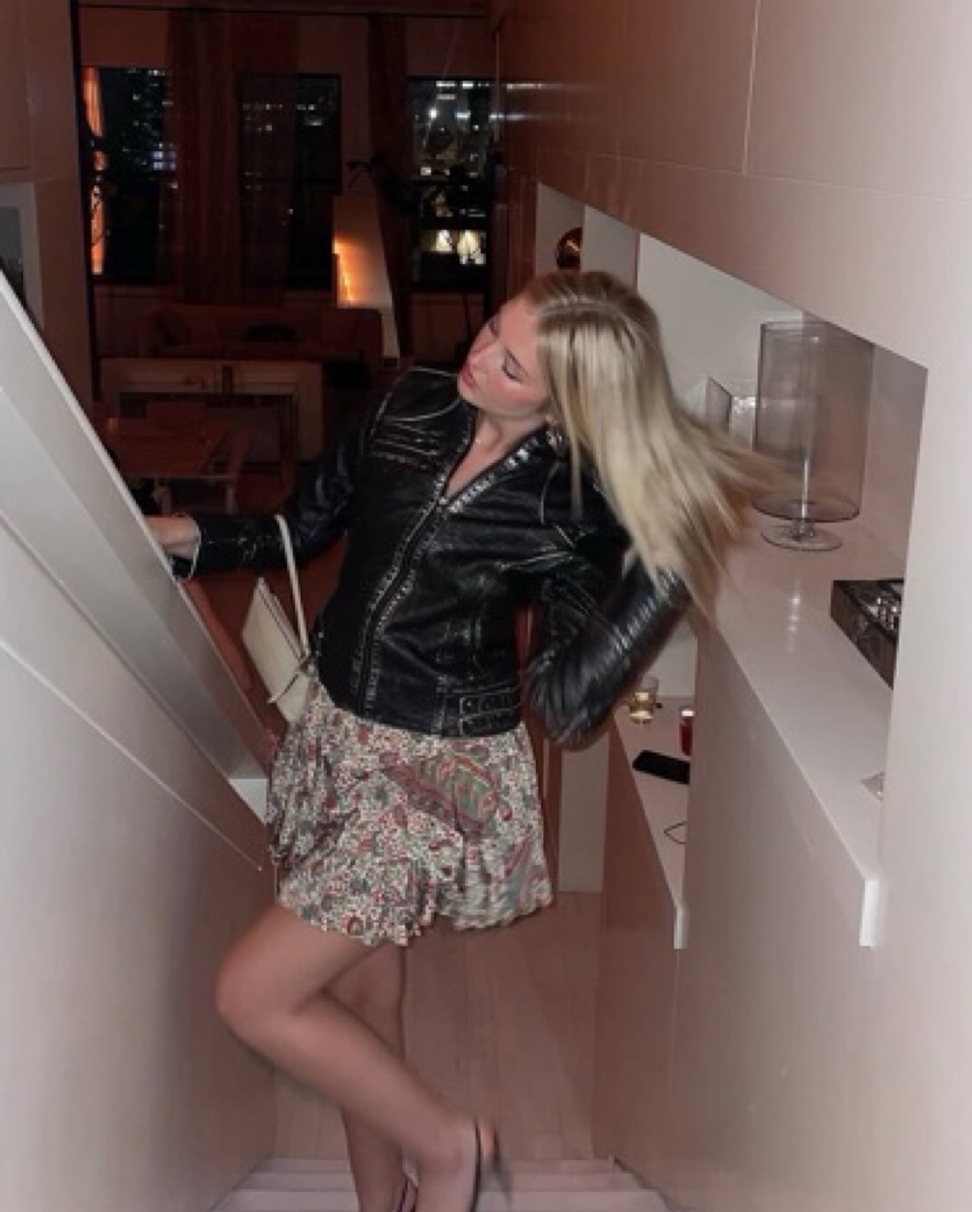 【新品未使用】Silky velor mini skirt being S Silk Patterned Mini Skirt by Vintage - Pickle