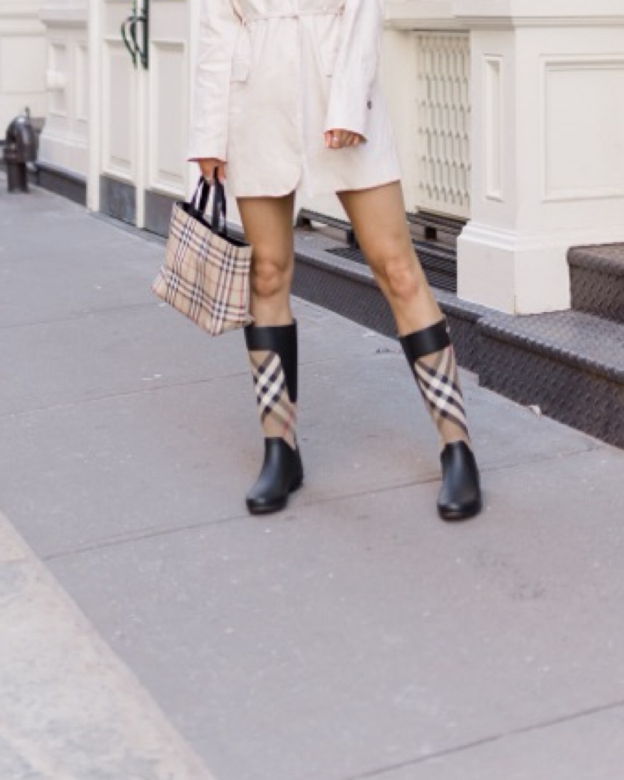 Burberry rain boots by Burberry - Pickle