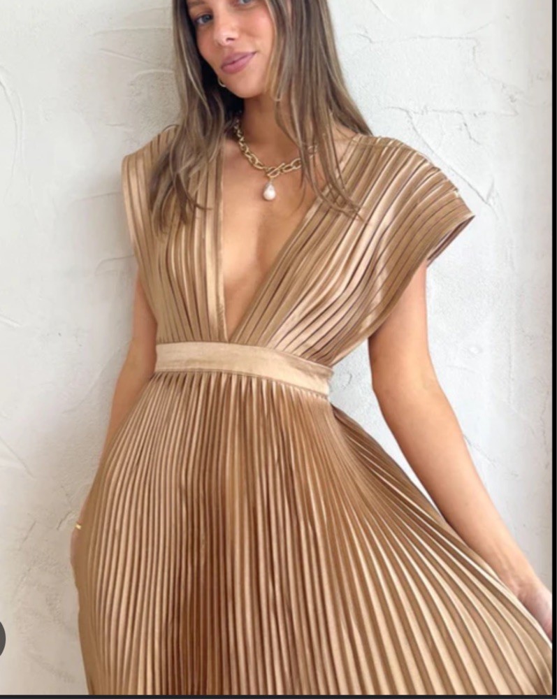 fit and flare summer dress This Amazon Fit-and-Flare Midi Is Only $16 for Prime Members I Tested: Why Dressing black lace dress US Shoe Size:9.5
