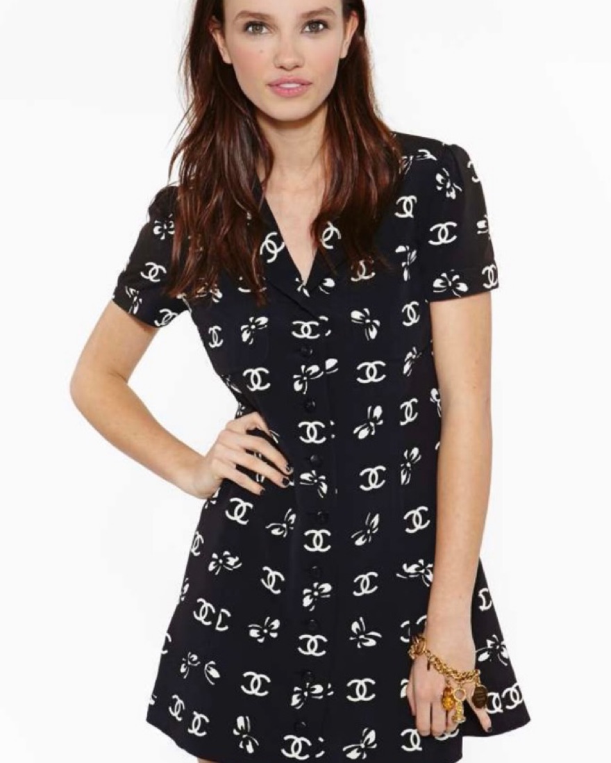 シャネル♡ワンピース　CHANEL vintage print dress Vintage Chanel Logo Dress by Chanel - Pickle