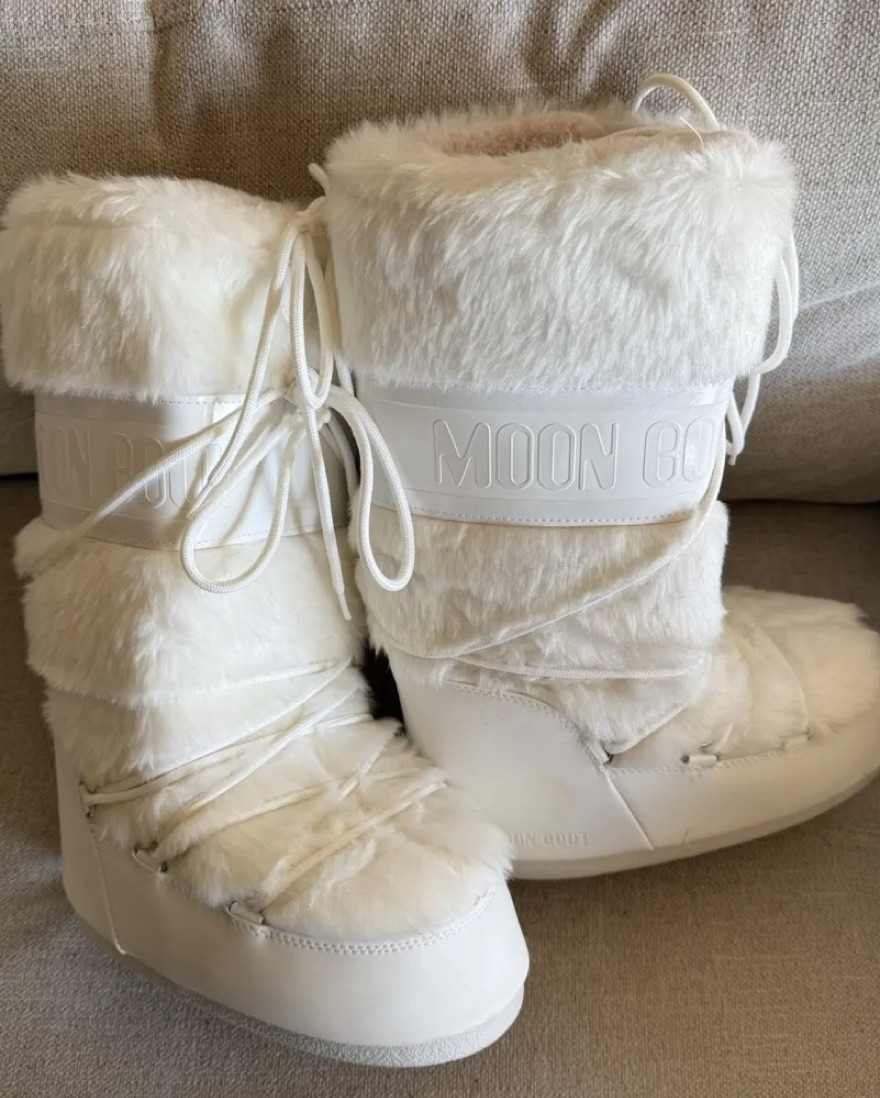 White Fur Moon Boots by Moon Boot - Pickle