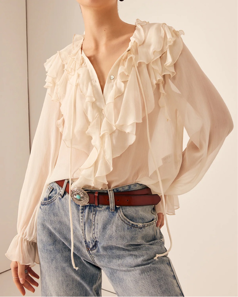 【MOUSSY】SHEER LAME RUFFLE BLOUSE moussy - 【MOUSSY】SHEER LAME RUFFLE BLOUSEの通販 by みみ子
