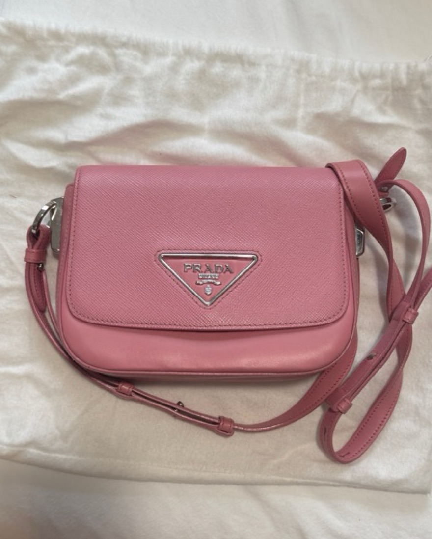 PRADA ショルダーバッグ ピンク 中古・古着通販】PRADA (プラダ) ショルダーバッグ ピンク｜ブランド