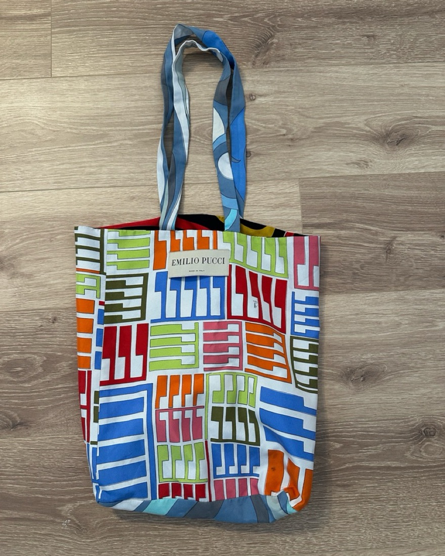 EMILIO PUCCI♡トートバッグ PUCCI Gallery reversible silk tote bag by Pucci - Pickle