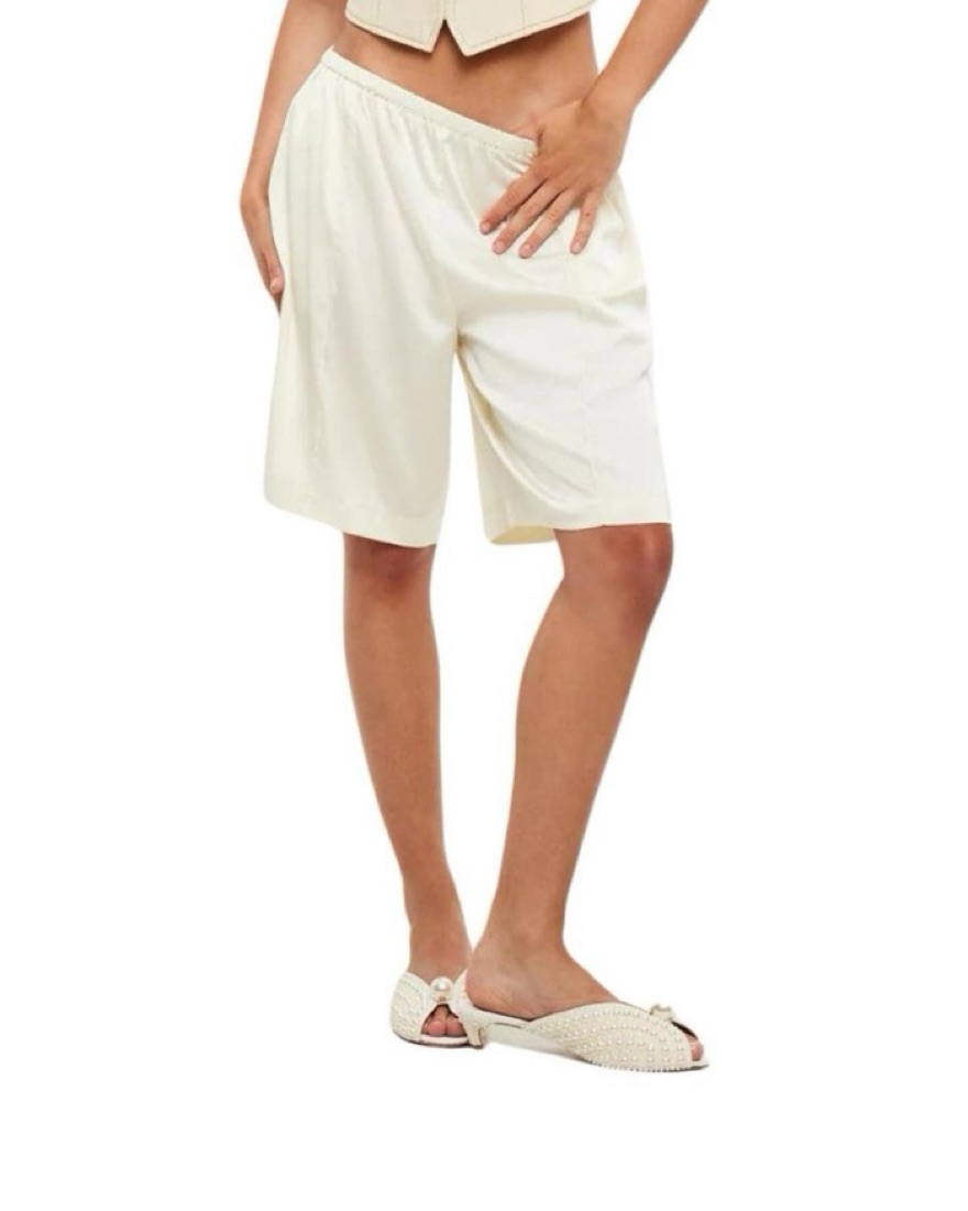 【美品】PWA プワ CITY HIKE SHORTS ecru L PWA】CITY HIKE SHORTS (ECRU) 美品】PWA プワ CITY HIKE SHORTS ecru