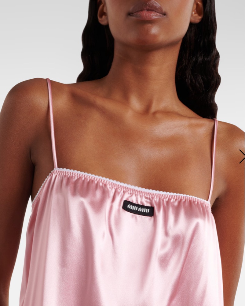 miu miu ファー付きピンクキャミソール ファー 新品 未使用 Miu miu Satin Mini Dress by Miu Miu - Pickle