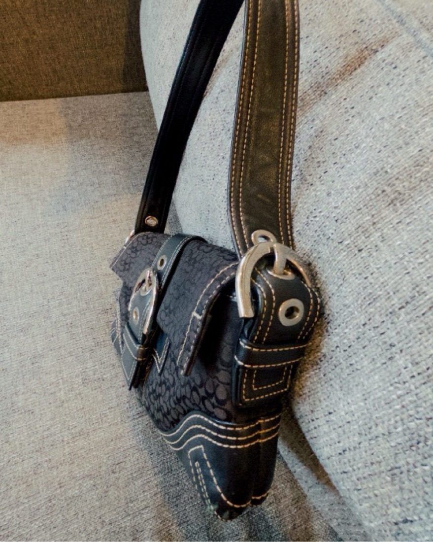 バッグ 00's Coach Vintage Shoulderbag Soho y2k Vintage Y2K Coach Soho Shoulder Bag Unboxing and Review | Iconic