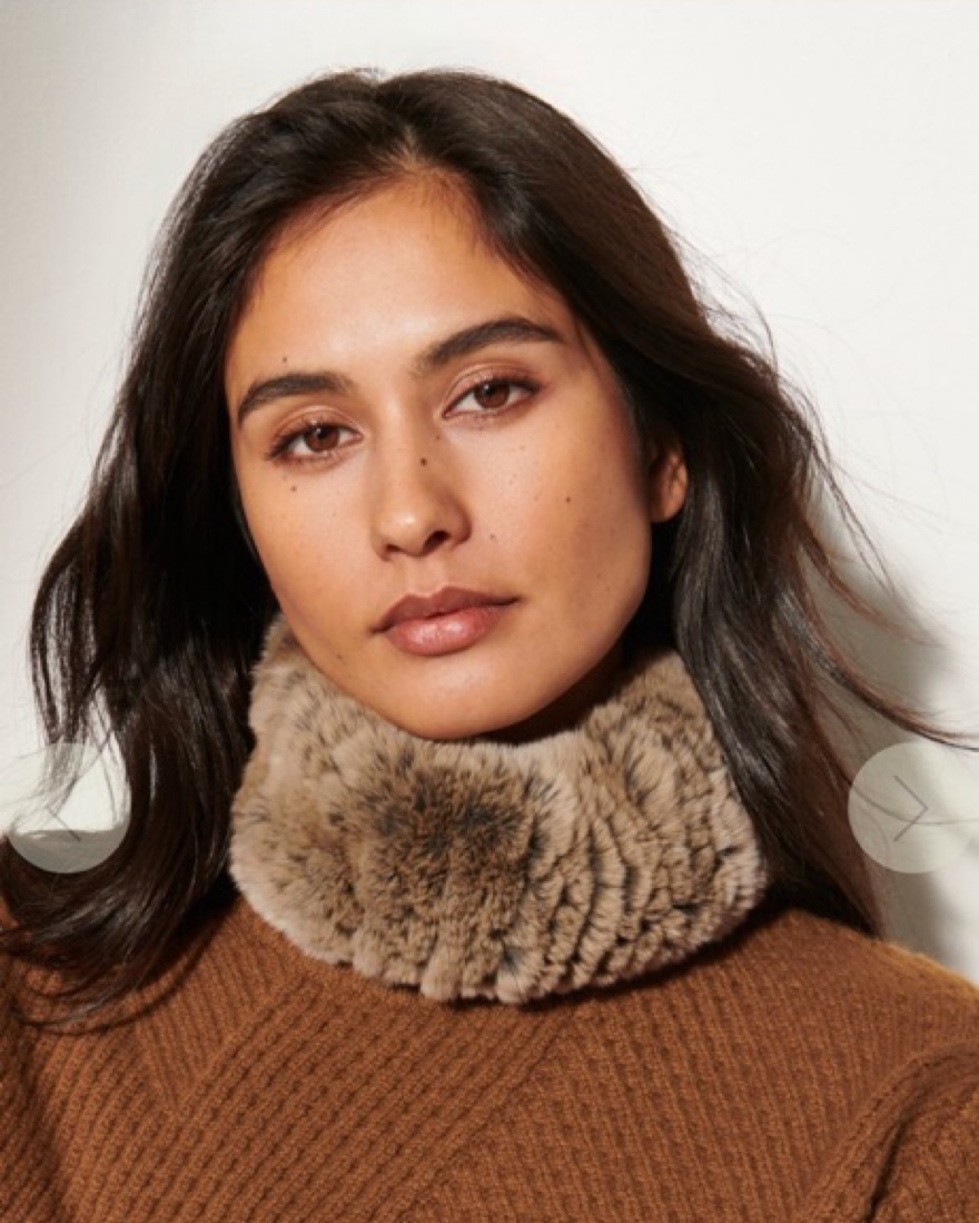 r　S hairy fur mule theredthread Veronica Beard Cecile Fur Mule Cedar/Black