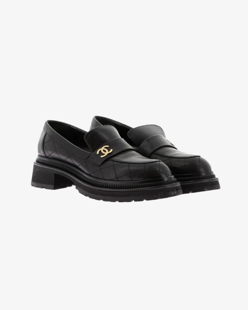 $1,800 Chanel Black Chunky Loafers by Chanel - Pickle