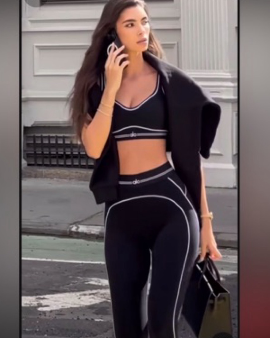 Alo Yoga Heart Throb Workout Set by Alo Yoga - Pickle