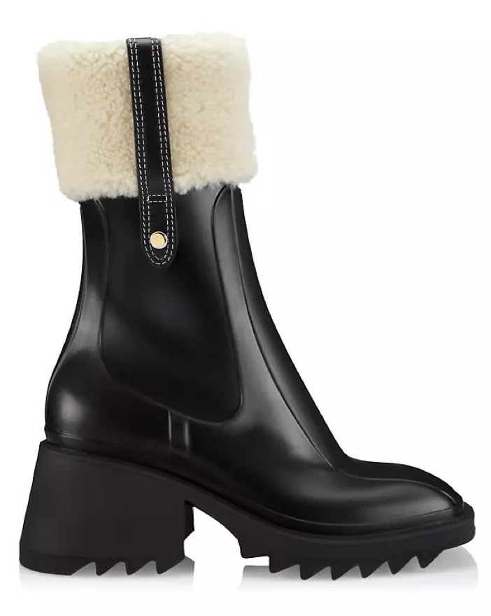 Chloeショートブーツ Chloe Betty Shearling Boots by Chloe - Pickle